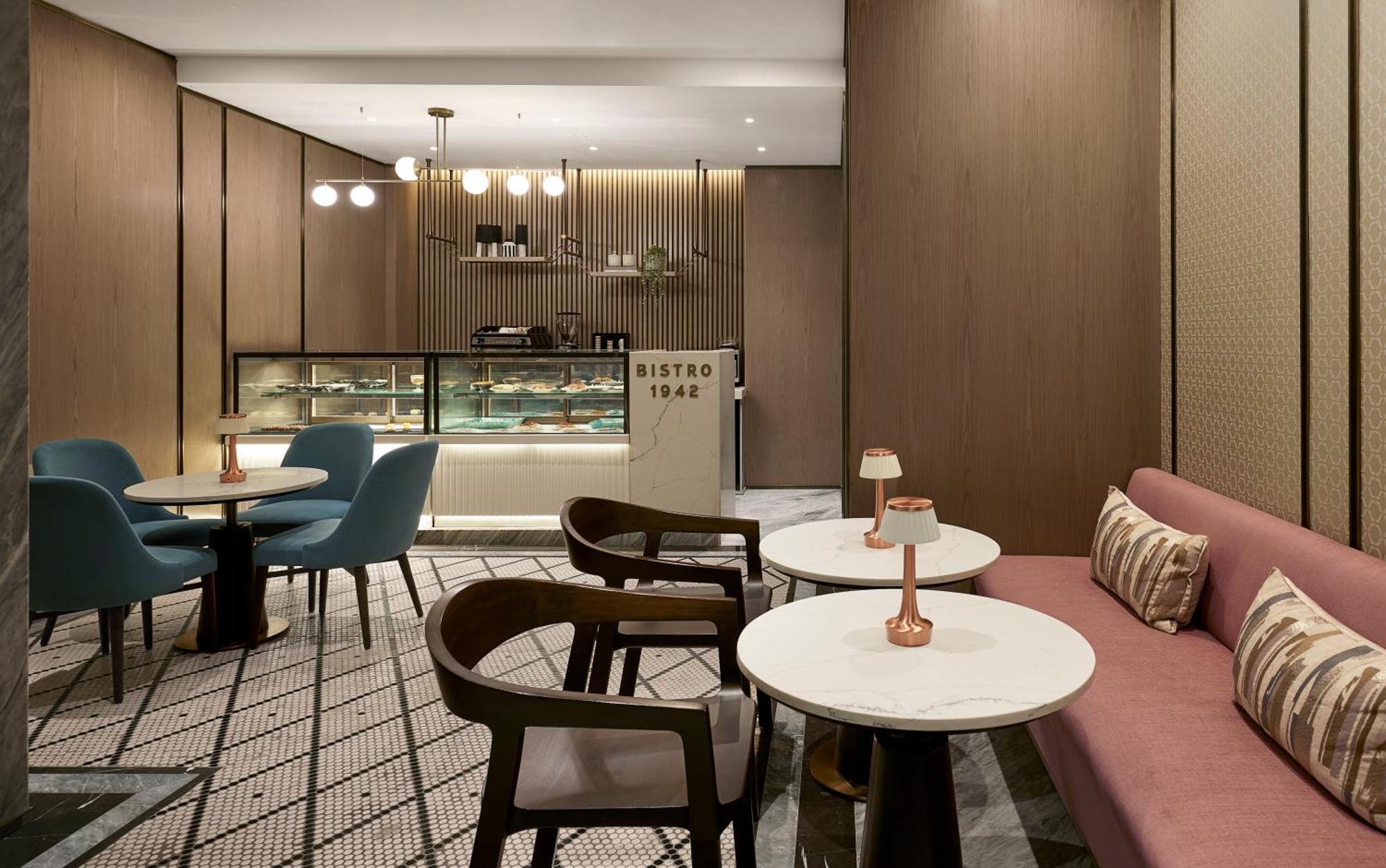 Astoria Hotel Mumbai Ngoại thất bức ảnh