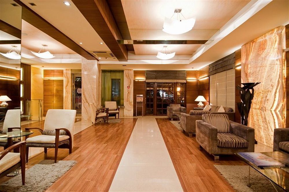 Astoria Hotel Mumbai Ngoại thất bức ảnh